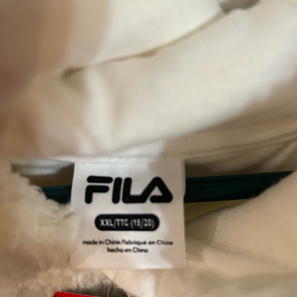 Youth YXXL (18-20) FILA Sherpa hoodie NWT soft. Unisex adult medium. - Picture 8 of 8